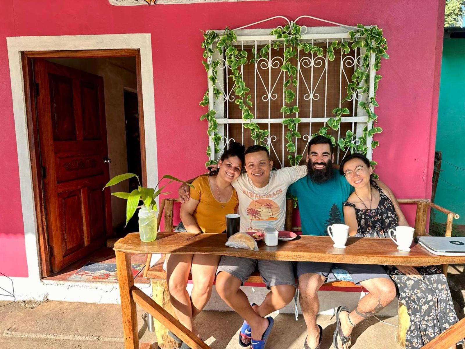 Mamacita Cafe House Hotel Moyogalpa Bagian luar foto